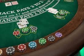 pondok mobile app interface showing live football markets and casino tables